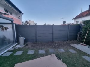 Montage und Aufbau von Zäunen